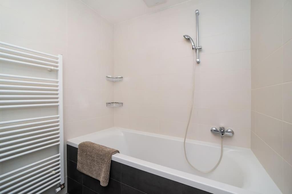 Luxurious And Chic Duplex 2 Bed Prague