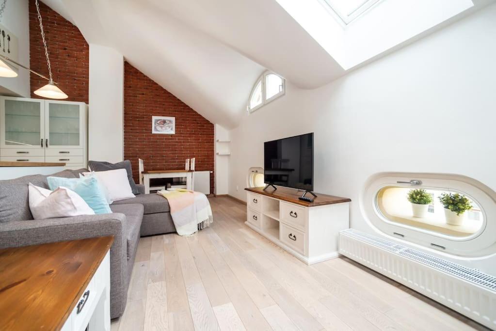 Luxurious And Chic Duplex 2 Bed