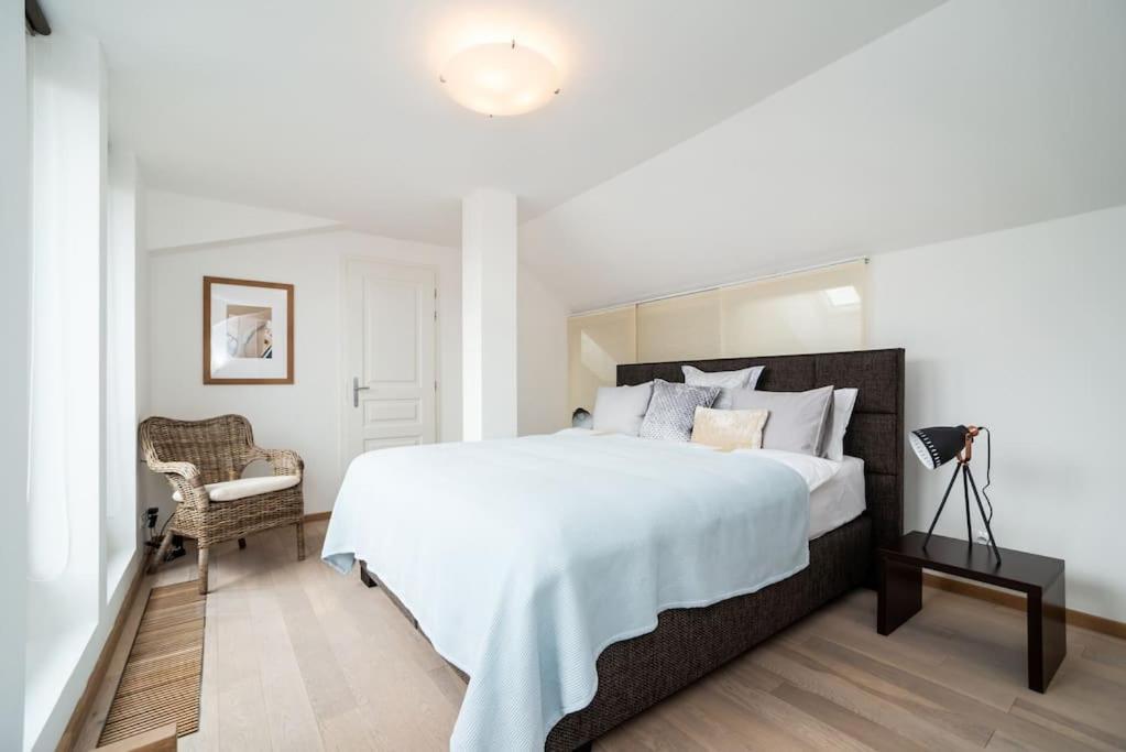 Luxurious And Chic Duplex 2 Bed Apartment
