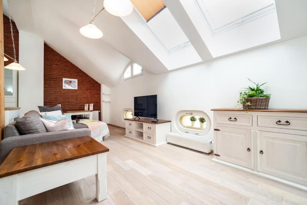Luxurious And Chic Duplex 2 Bed Prague