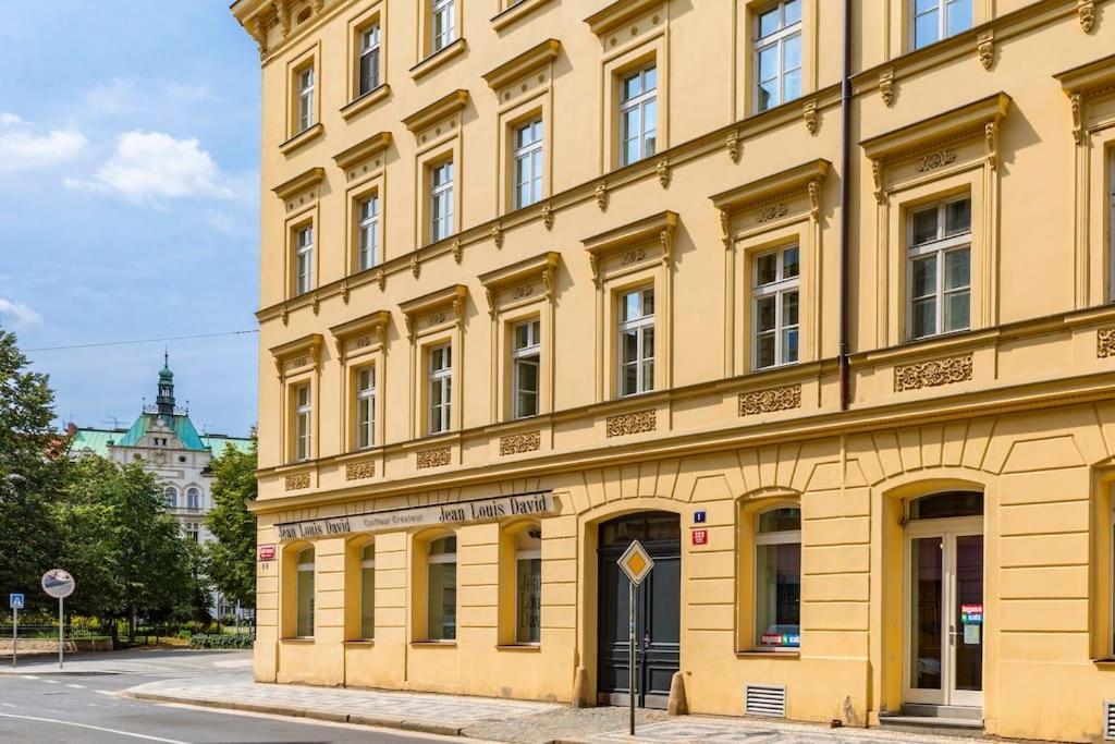 Luxurious And Chic Duplex 2 Bed *
