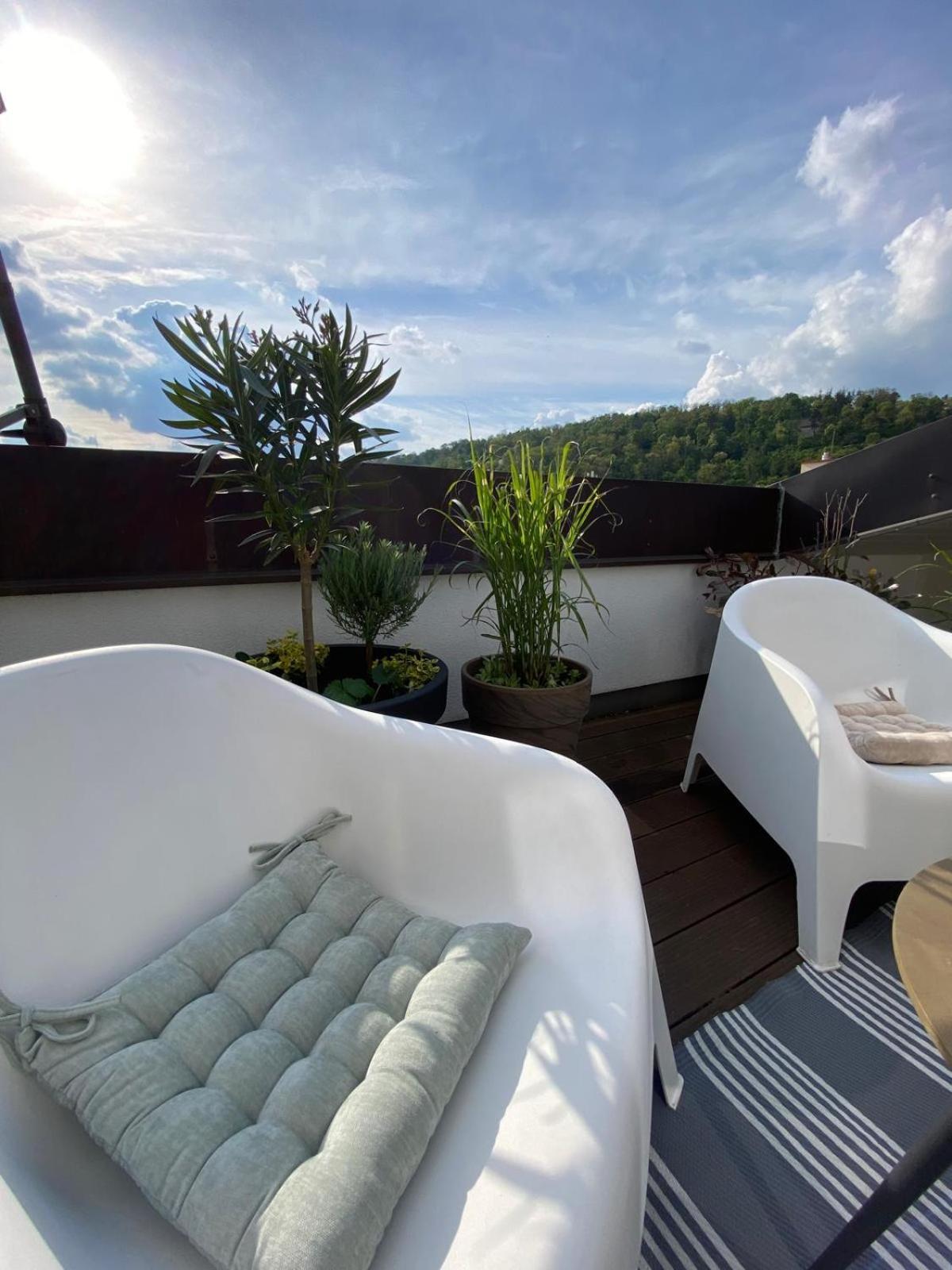 Luxurious And Chic Duplex 2 Bed Prague